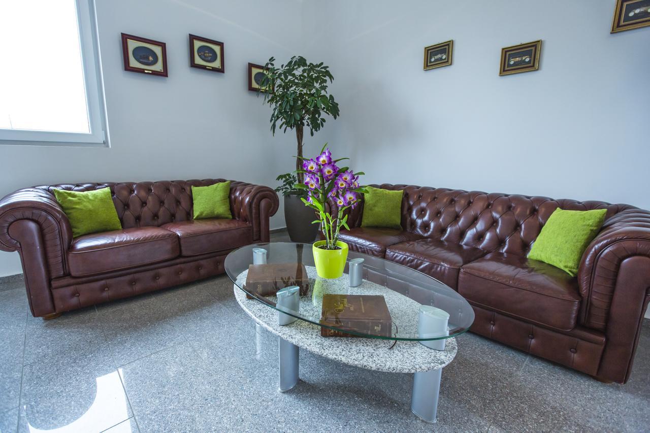 Hotel Anna Hilden Bagian luar foto