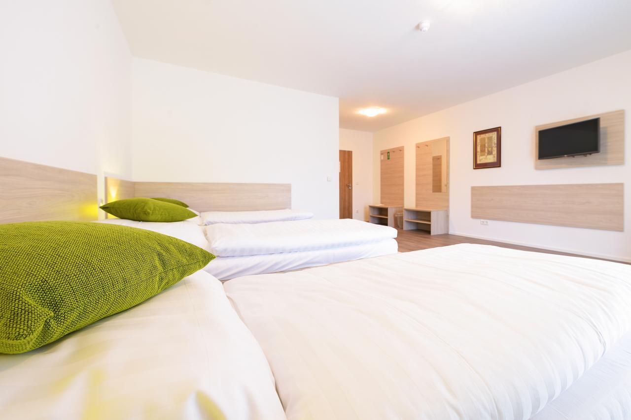 Hotel Anna Hilden Bagian luar foto